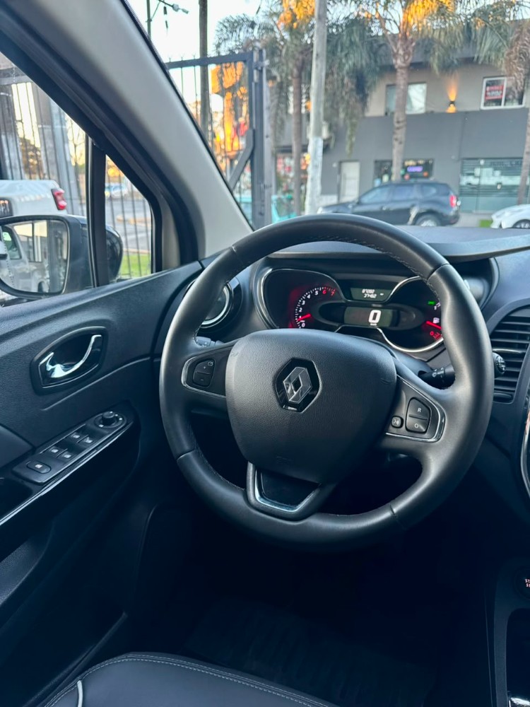 Renault Captur Intens — foto 13